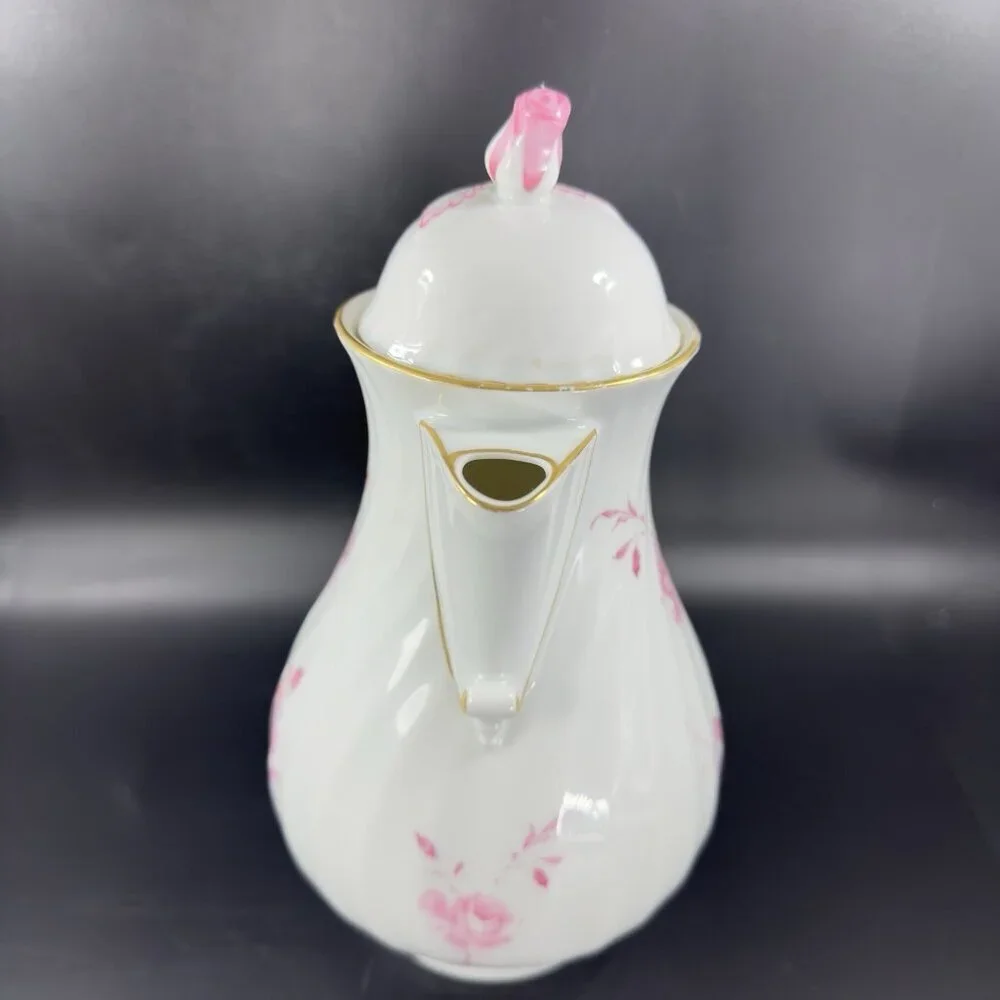 AK Kaiser Porcelain Teapot Rokokoform Dubarry Germany Rose‎ Bud Carafe Mirabell